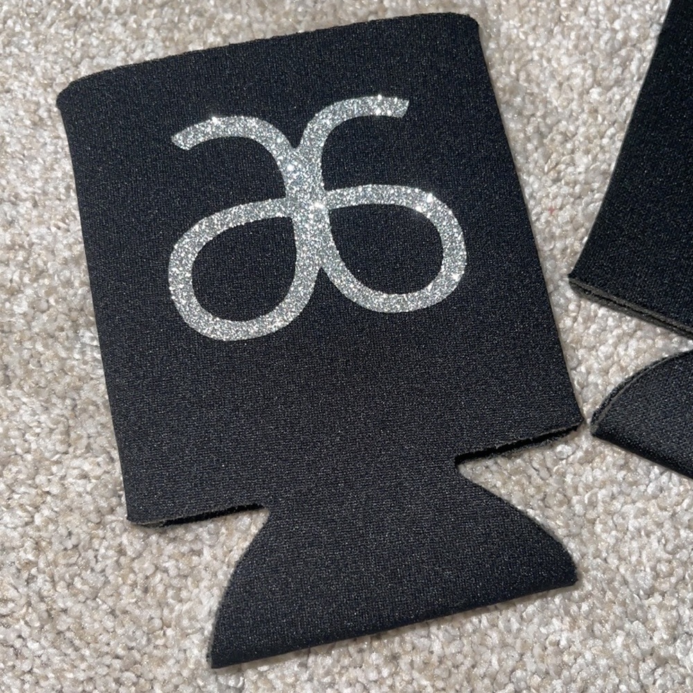 NWOT Silver Glitter Arbonne Coozy